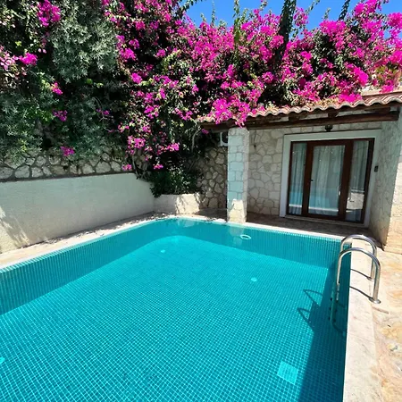 Kucuk Kalkan - 2 Bedroom Villa, Private Pool, Stunning Views Vila
