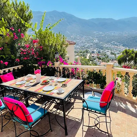 Kucuk Kalkan - 2 Bedroom Villa, Private Pool, Stunning Views فيلة